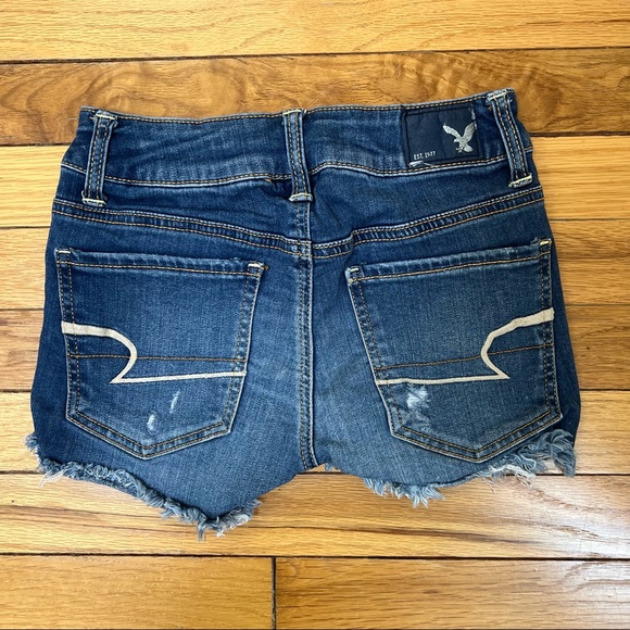 American Eagle distressed ripped cutoff super stretch midi jean shorts 00 - Picture 4 of 7